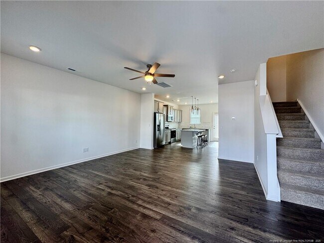 Foto del edificio - 81 Camel Crazies Pl