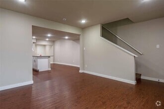 Building Photo - 11933 Beechnut St