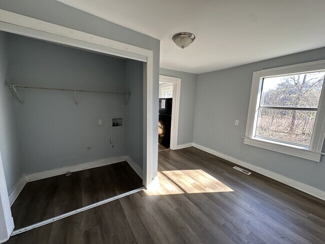 Foto del edificio - 5517 Sugar Ray Dr