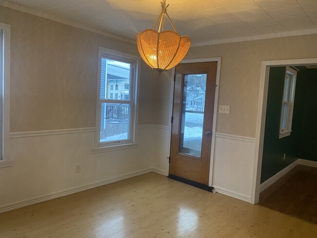 Building Photo - Gorgeous 4 bedroom 2 bath house for rent!!!