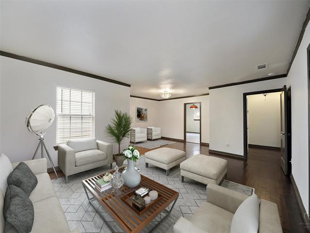 Foto del edificio - 2824 Dyer St