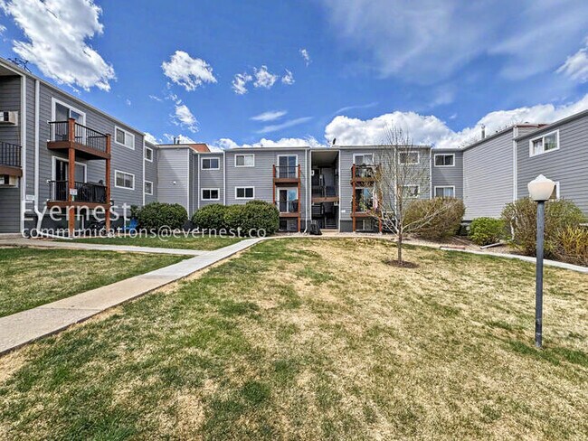 Foto del edificio - 16359 W 10th Ave