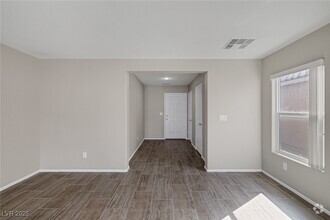 Building Photo - 5634 Markley Ave