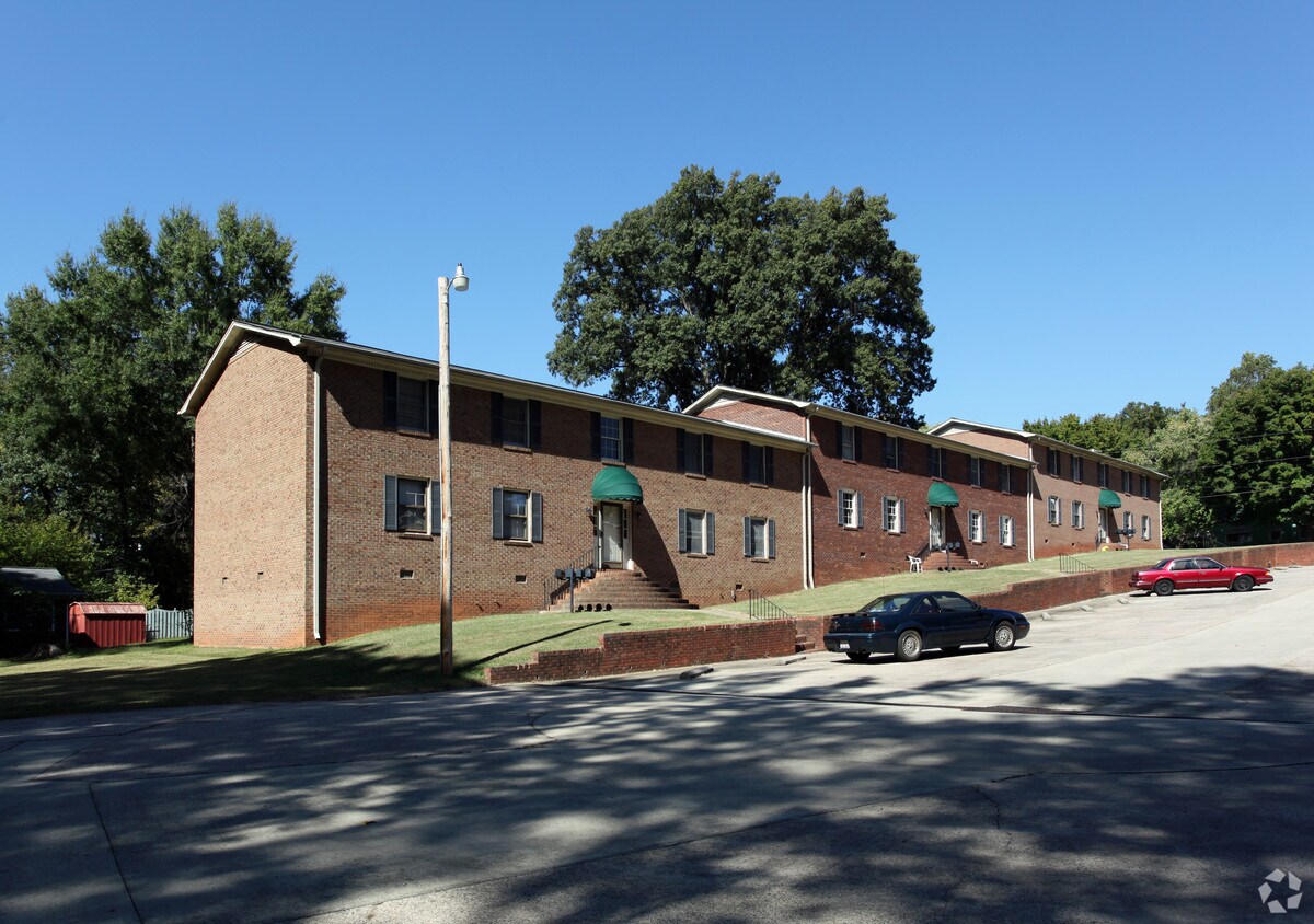 309311 W 3rd Ave, Lexington, NC 27292 Apartments in Lexington, NC
