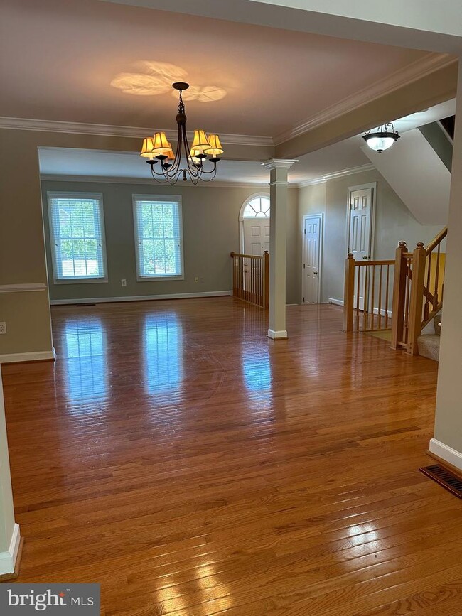 Building Photo - 12748 Dogwood Hills Ln