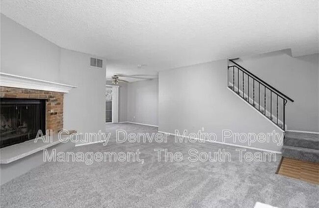 Foto del edificio - 3855 South Monaco Parkway