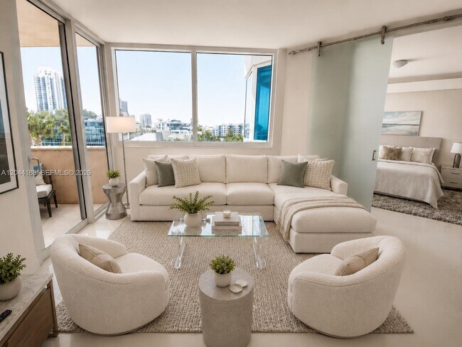Foto del edificio - 300 S Pointe Dr