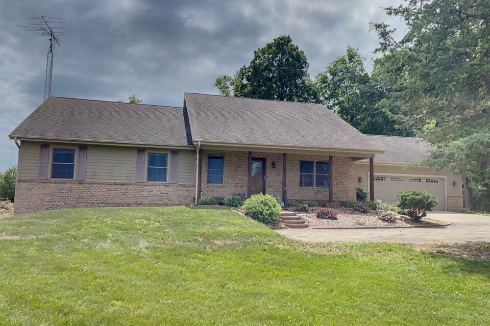 5260 Prairie Rd, Rockford, IL 61102 House Rental in Rockford, IL