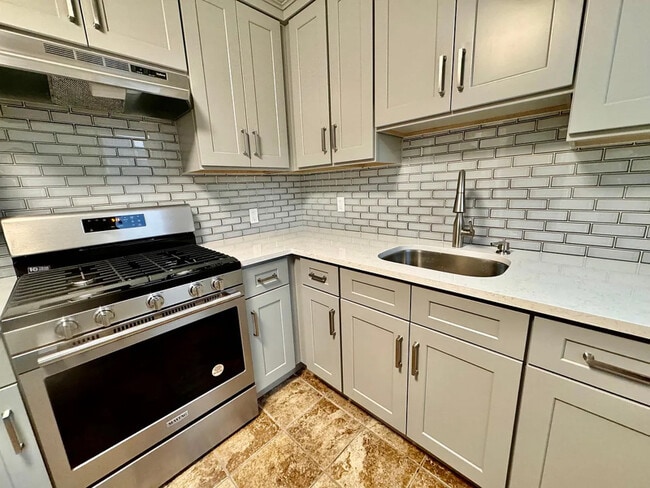 Photo - 29 Lee Ct Apartment