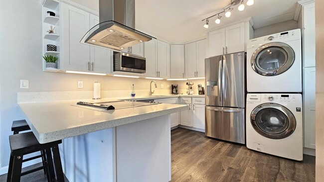 Photo - 222 Lili?uokalani Ave (Honolulu, HI) Townhome