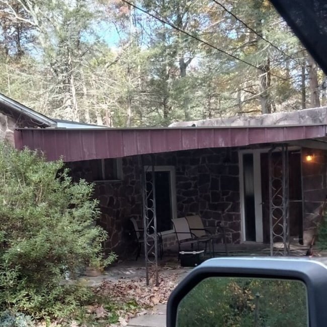 Building Photo - 37 Nesco Manor Rd