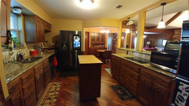 Foto del edificio - 2721 Knollwood Ct