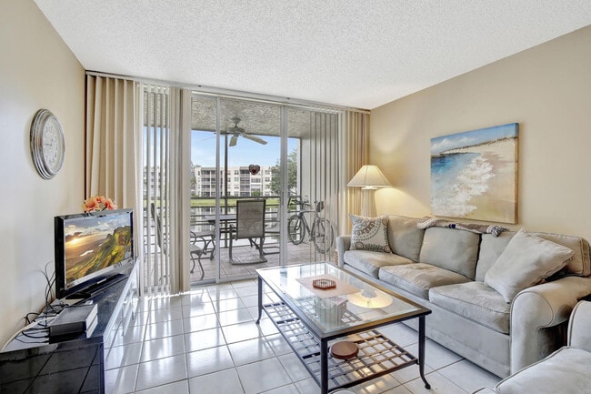 Building Photo - 9311 Orange Grove Dr