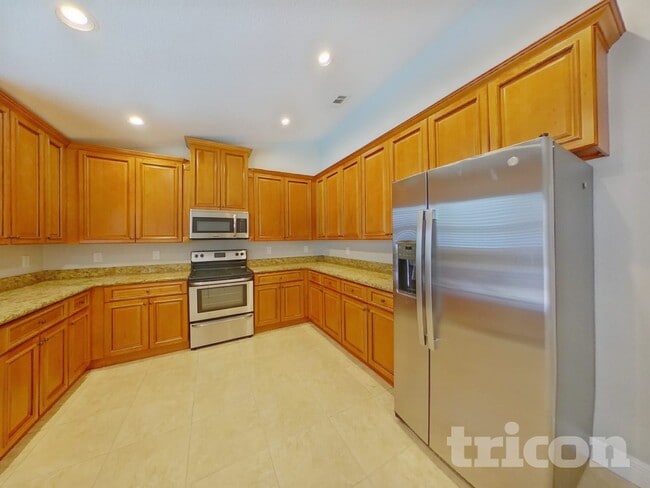 Building Photo - 6517 Seafairer Dr