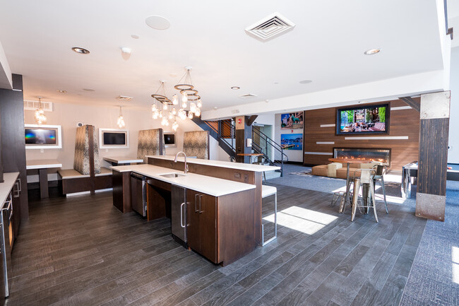 Kitchen Area in Clubhouse - Campus Circle Urbana