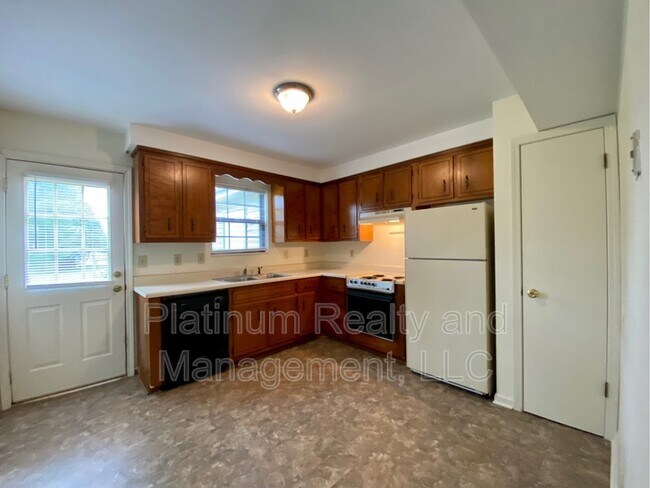 Foto del edificio - 1601 Minglewood Dr