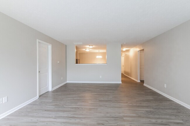 Foto del edificio - 224 Rolling Ridge Dr