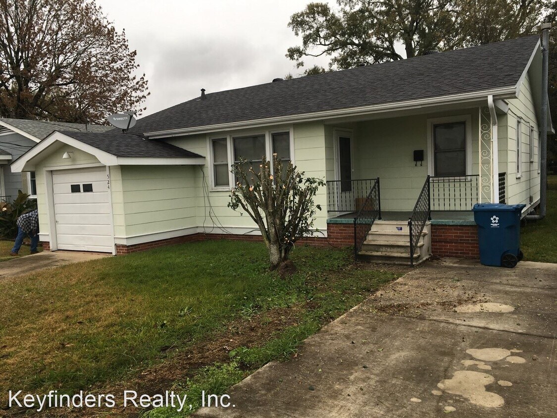Primary Photo - 3 br, 1 bath House - 524 8th St.