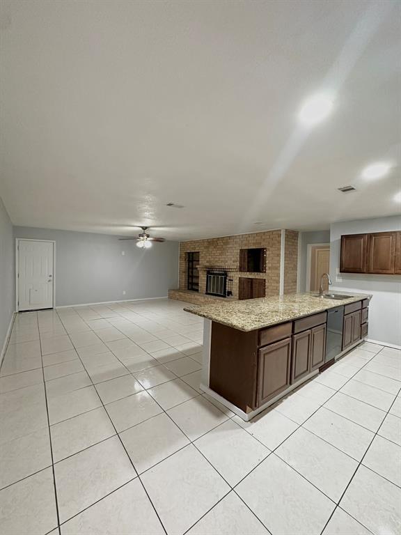 Building Photo - 16110 White Star Dr