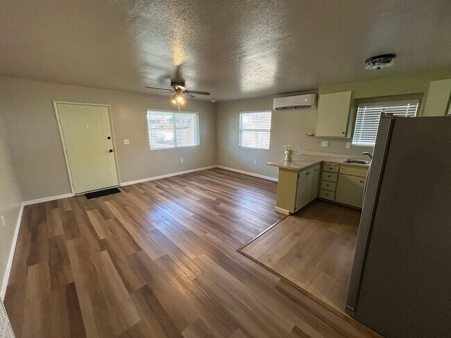 Foto del edificio - Comfortable 2-Bedroom Home in Anderson