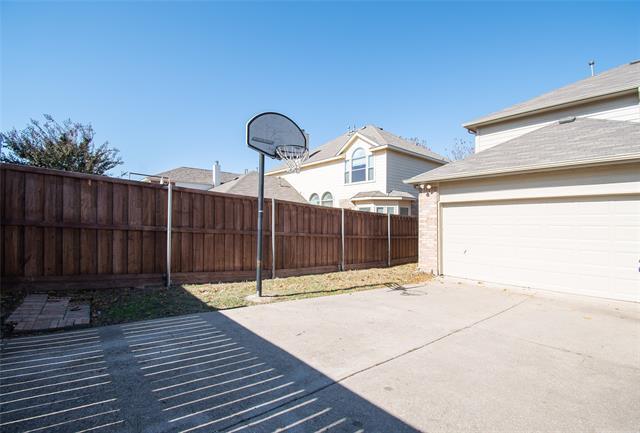 Building Photo - 5905 Vineyard Ln