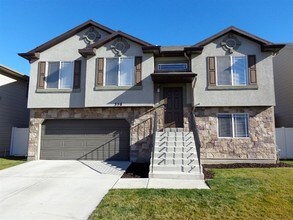 358 Stamford Dr