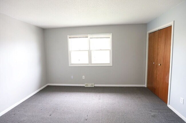 Foto del edificio - 4156 Norman Dr SE