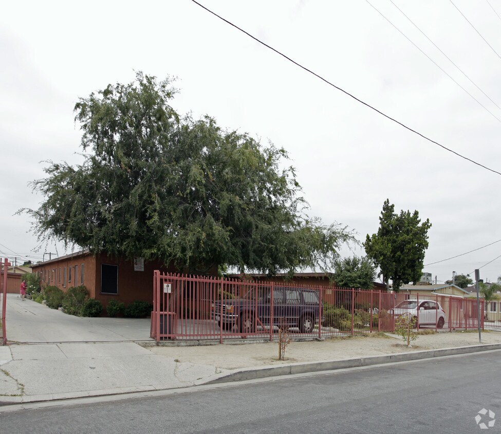 Building Photo - 10538 Cantara St