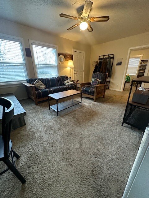 Foto del edificio - 80 N Sugar St