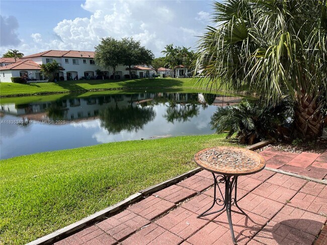 Foto del edificio - 8320 SW 150th Ave