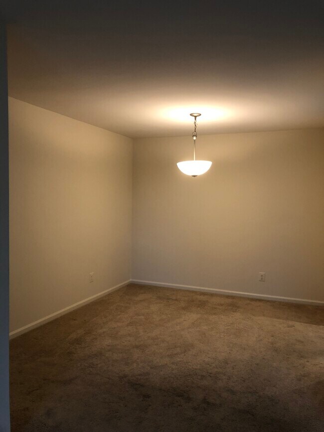 Building Photo - 4505 Sahalee Ct