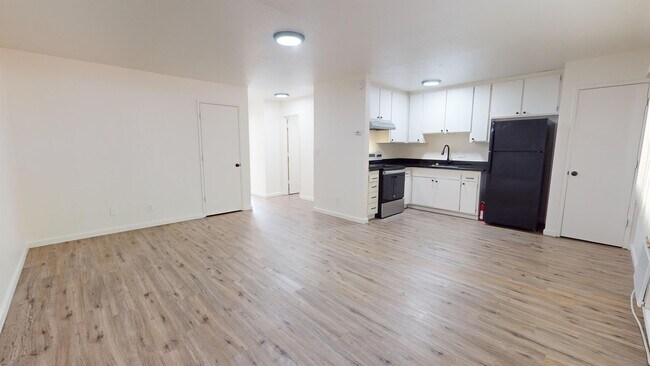 Building Photo - 2950 Lanning Ave