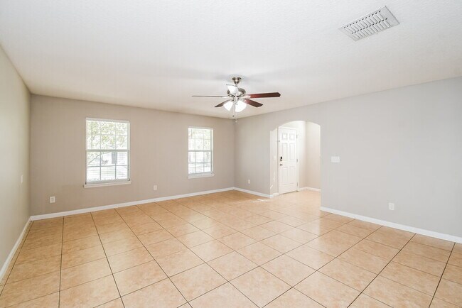 Foto del edificio - 734 Celebration Lane