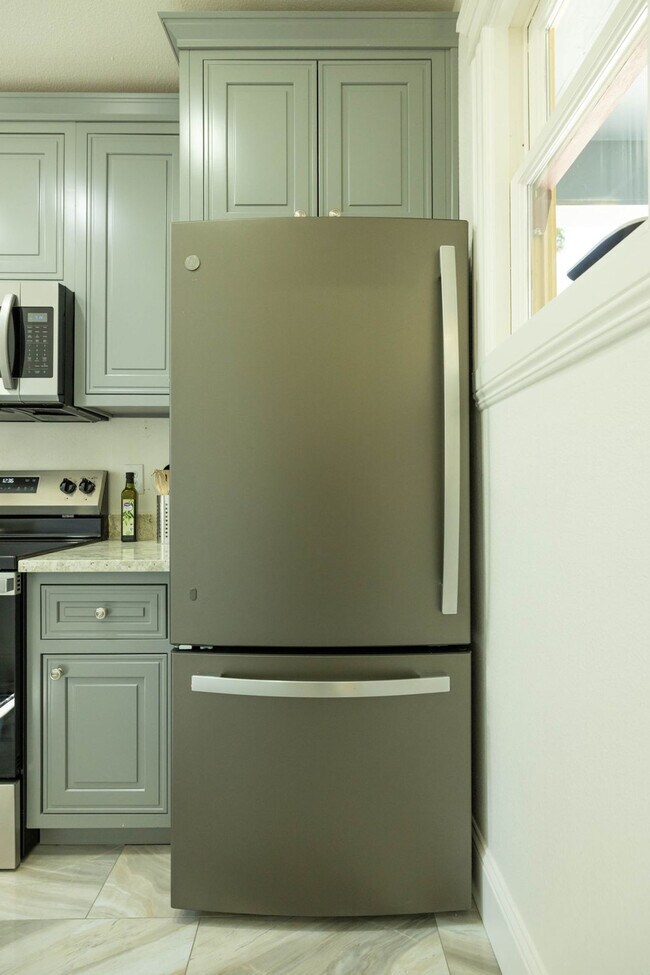 Foto del edificio - 4100 Alhambra Way