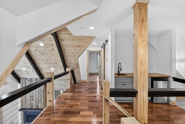 Foto del edificio - 308 Acres Ct