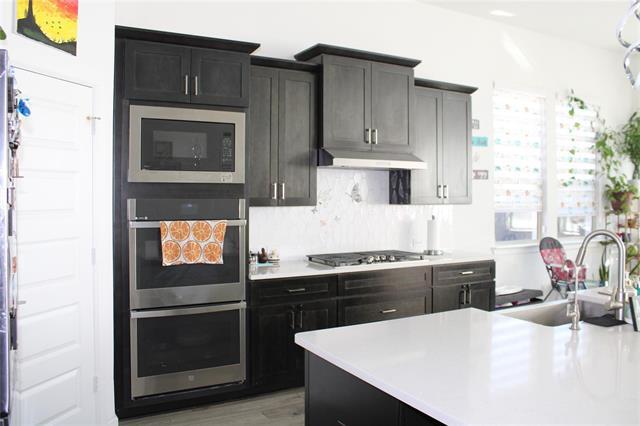 Foto del edificio - 3108 Armstrong Ave