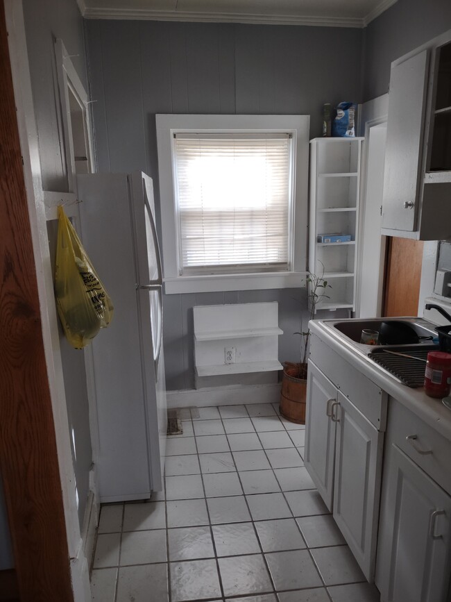 kitchen to be remodeled - 1409 3rd St SW