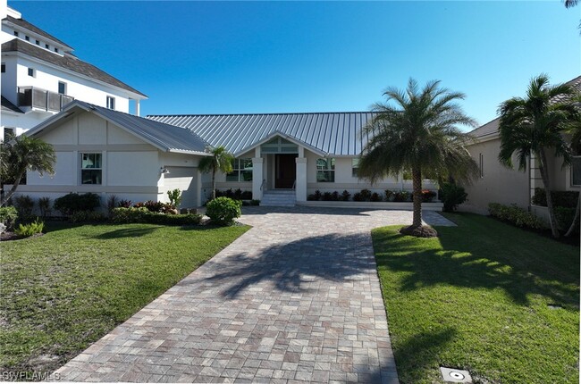 Building Photo - 240 Channel Dr