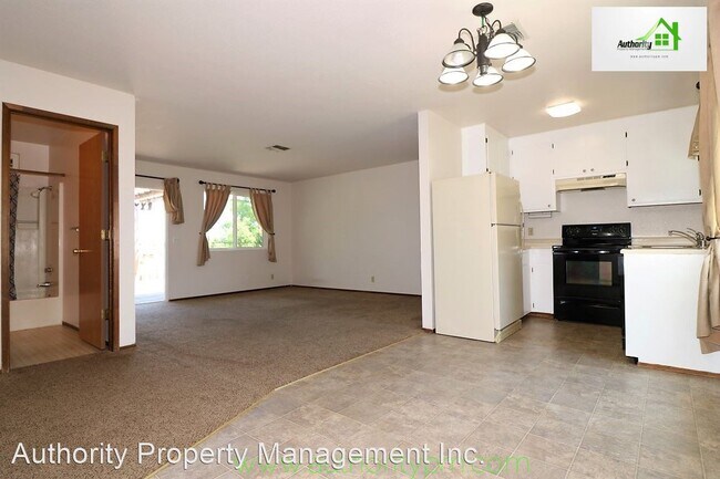 Building Photo - 2 br, 2 bath House - 1414 Whistling