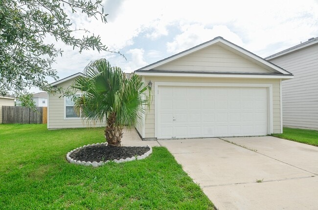 Foto del edificio - 7211 Towering Pine Ln