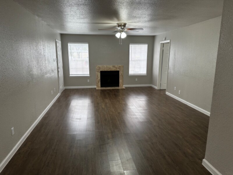 9700 Leawood Blvd Unit 2115, Houston, TX 77099 Condo for Rent in