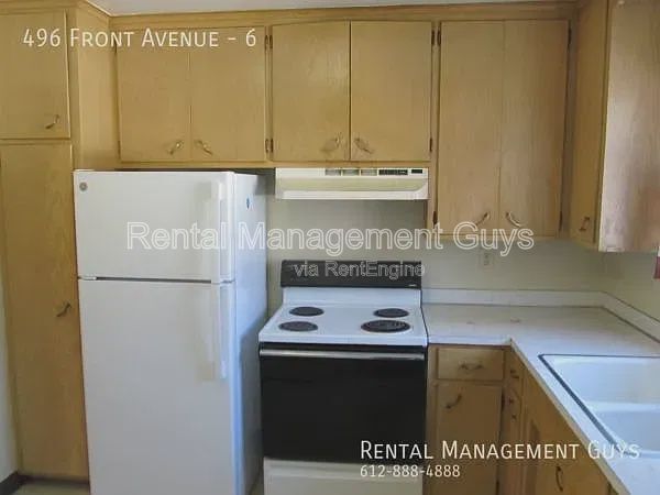 Foto del edificio - 496 Front St