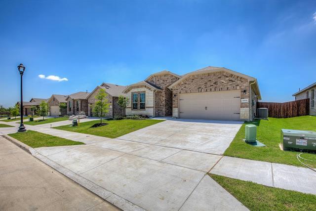 Building Photo - 2213 Dyre Dr