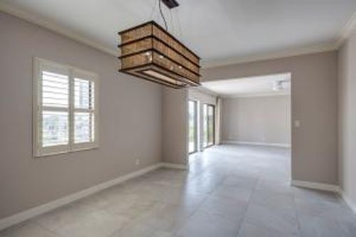 Building Photo - 2679 S Ocean Blvd