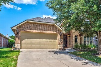 Building Photo - 2309 Aurora Dr