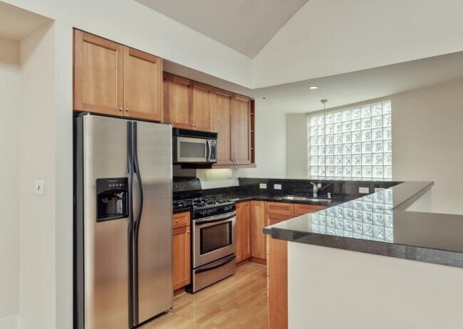Foto del edificio - 2 bedroom in San Francisco CA 94103