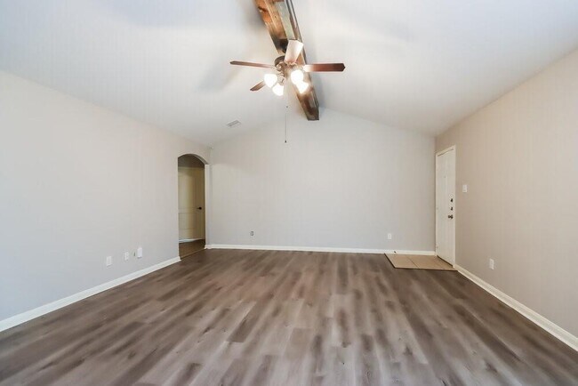 Foto del edificio - 7522 Fettle Ln