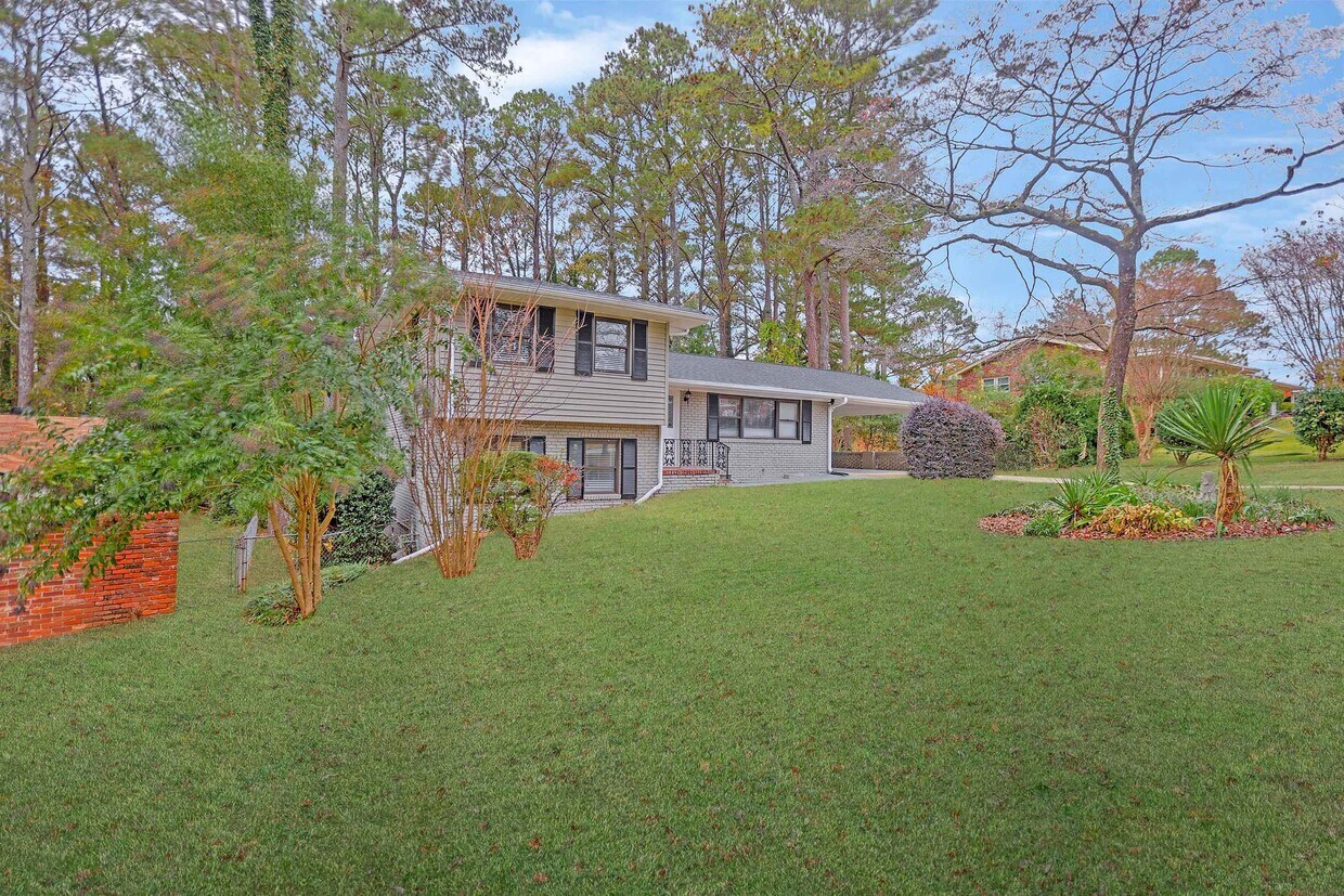 Primary Photo - 3396 Spring Valley Rd