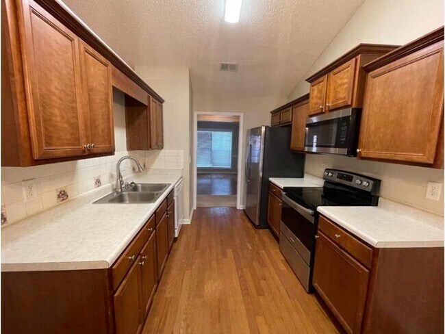 Building Photo - 760 Franklin Mill Trace