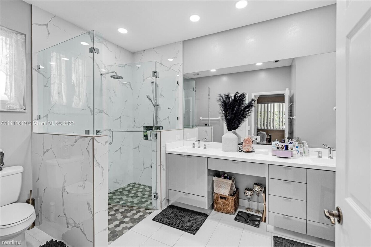 Foto del edificio - 3 br, 2 bath House - 5140 SW 134th Ave